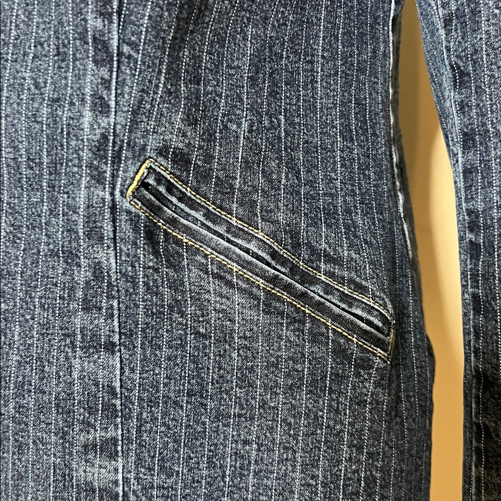 👖🧢🥏EUC New York & Company Striped Denim Jacket - Picture 7 of 13